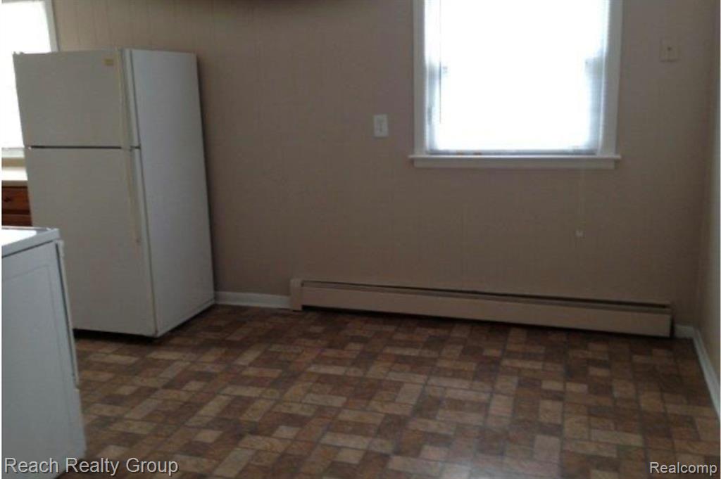 20010 Voiland Street Property Photo 13