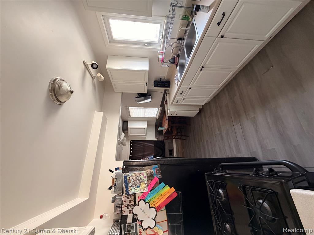 13272 Pullman Street Property Photo 8