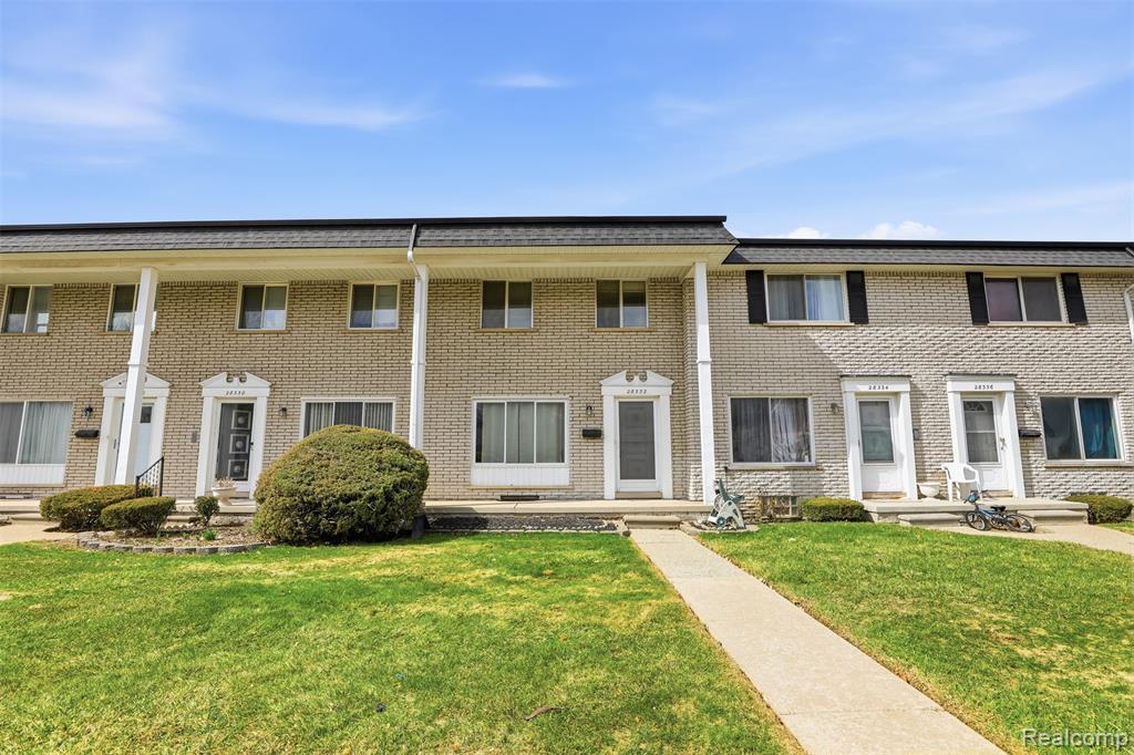 28332 Universal Drive Property Photo 1