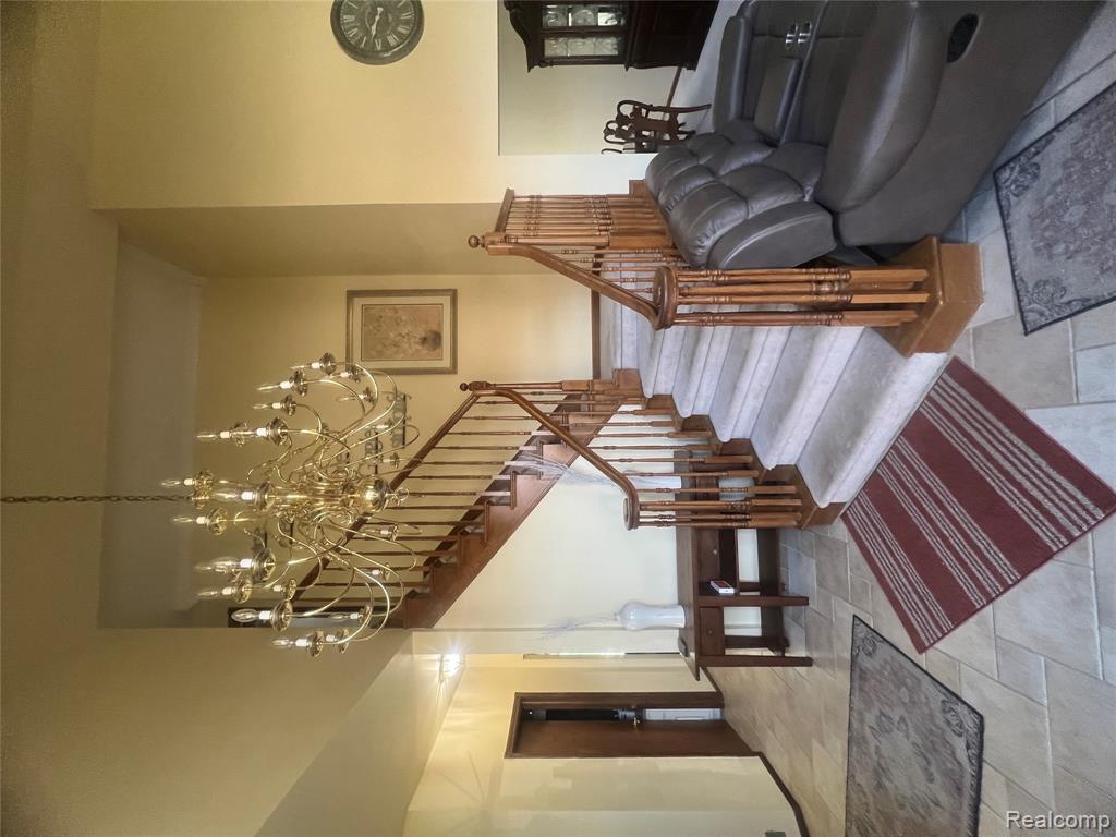 21589 Hunter Circle Property Photo 12