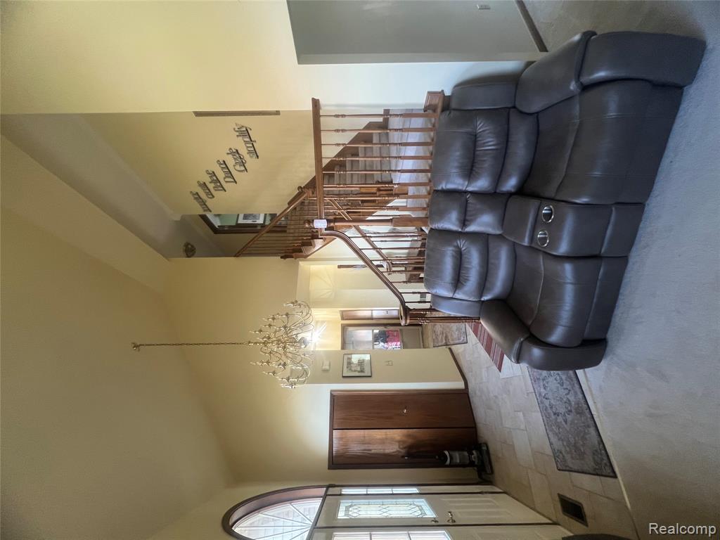 21589 Hunter Circle Property Photo 16