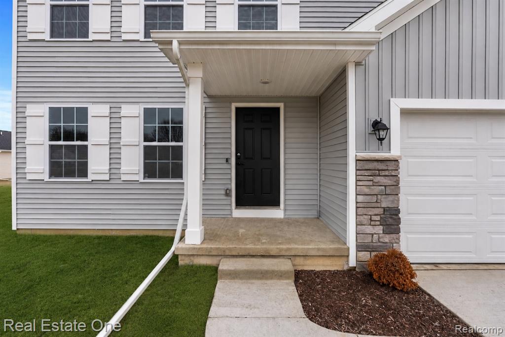 2273 Apple Tree Drive Property Photo 3