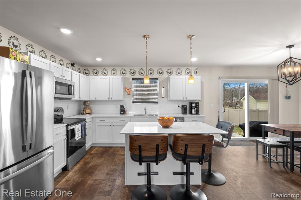 2273 Apple Tree Drive Property Photo 8