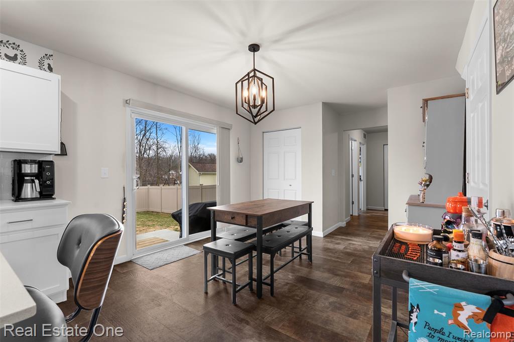 2273 Apple Tree Drive Property Photo 11