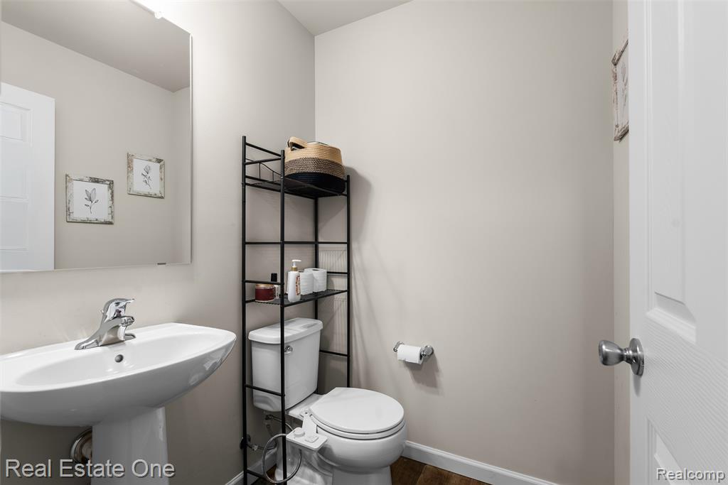 2273 Apple Tree Drive Property Photo 13