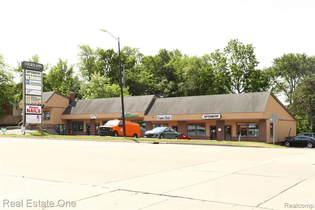 1769 Washtenaw Property Photo 1