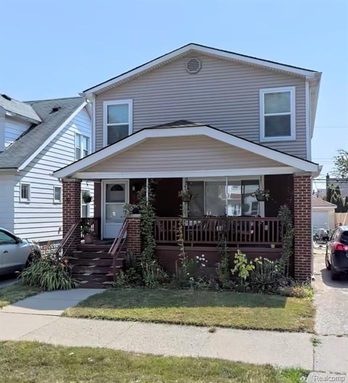 6438 Barrie Street Property Photo 1