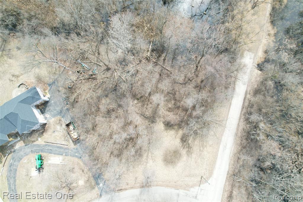 2636 Bay Drive Property Photo 5