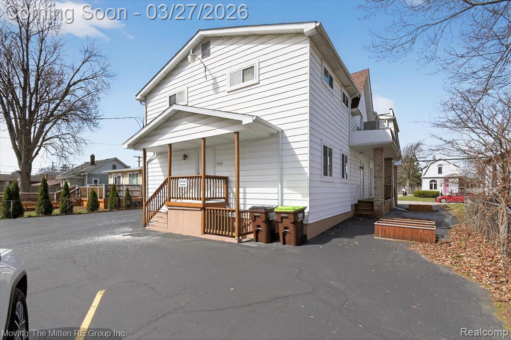 175 2nd Street Property Photo 33
