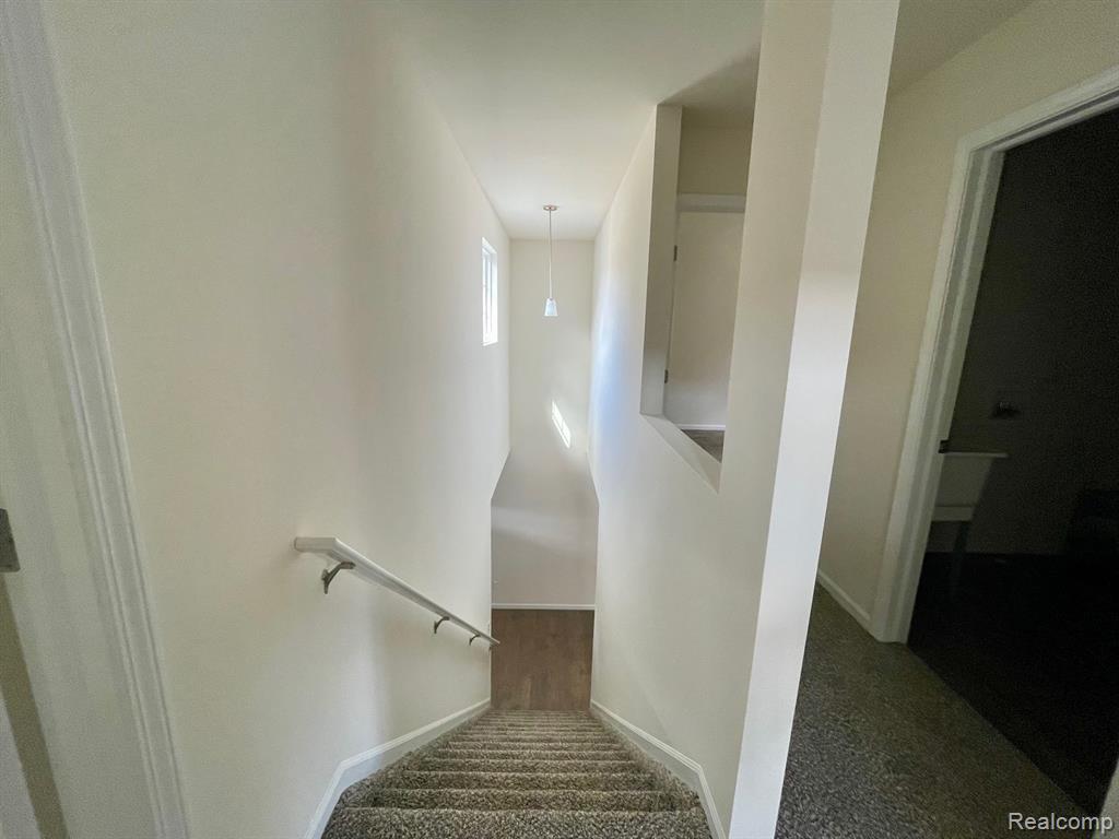 5744 Copper Tree Park Property Photo 14