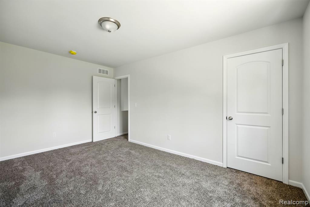 5744 Copper Tree Park Property Photo 21