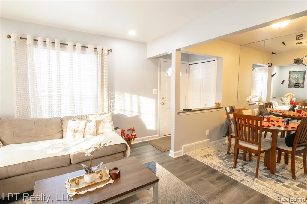 35463 Turner Drive Property Photo 5