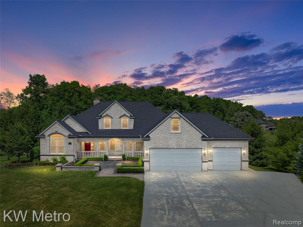 65884 Windrose Court