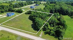 11 Lauren Lane Property Photo 1
