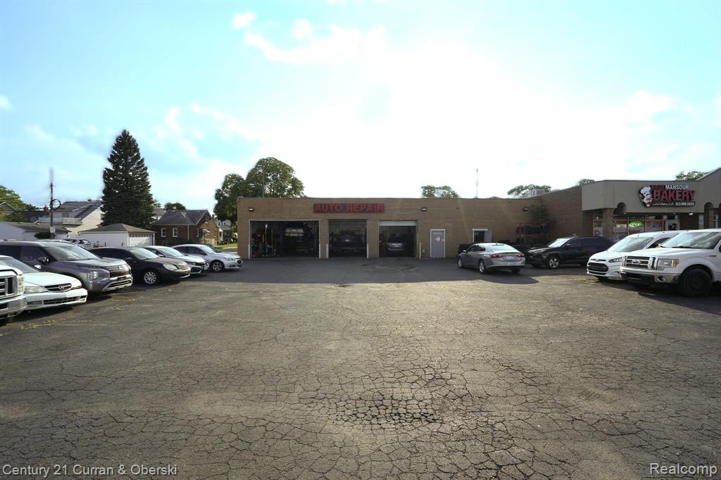 6811 Schaefer Road