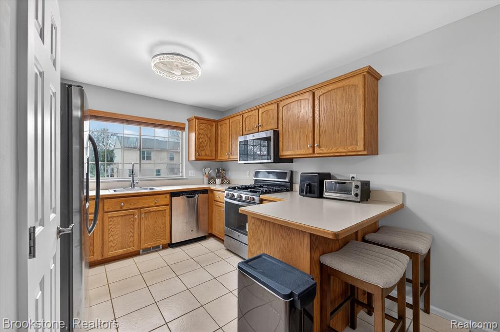 37744 Charter Oaks Boulevard Property Photo 13