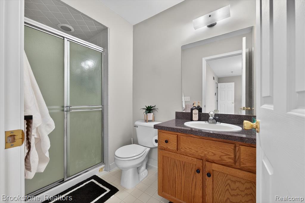 37744 Charter Oaks Boulevard Property Photo 22