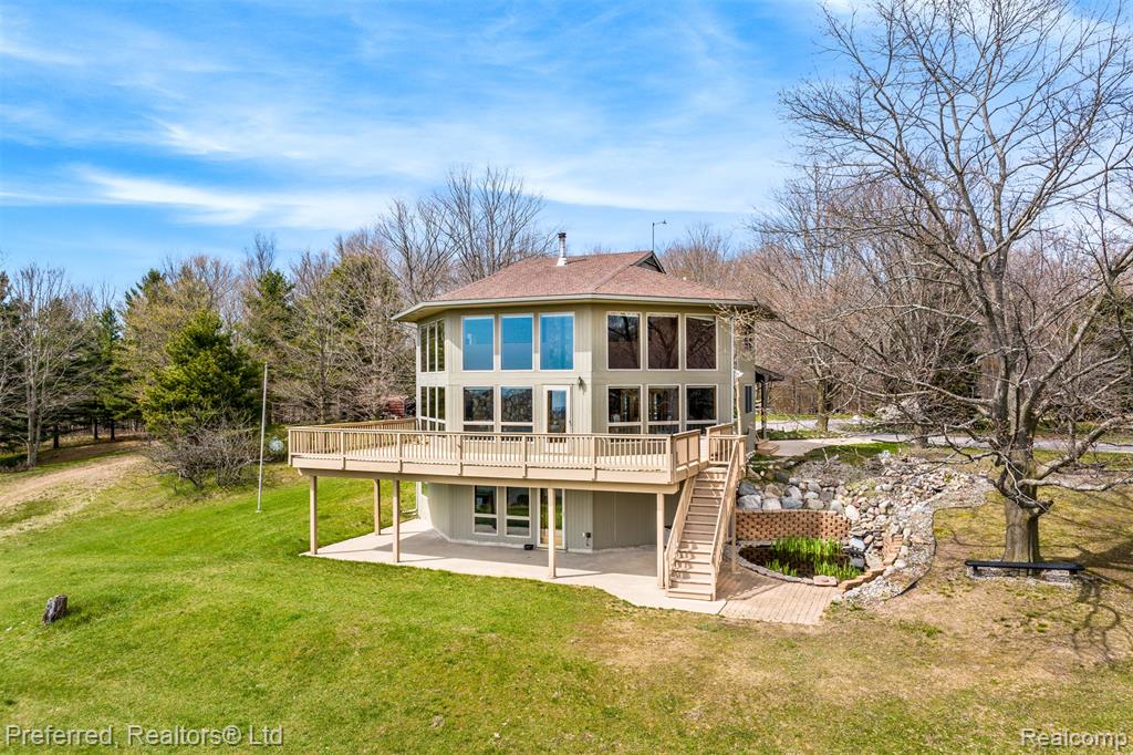1693 Elm Road Property Photo 1