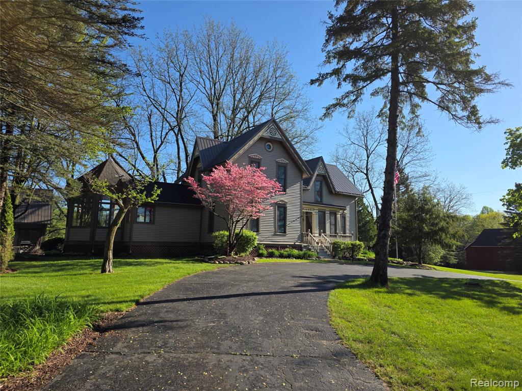 3801 Hollow Corners Road Property Photo 1