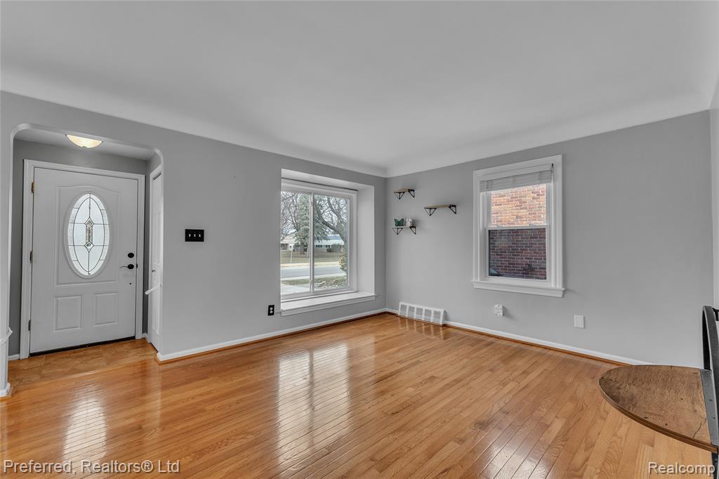 2659 Culver Avenue Property Photo 4