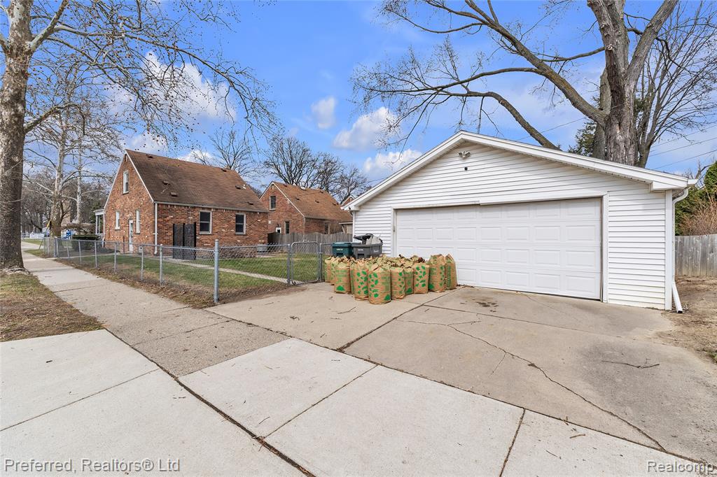 2659 Culver Avenue Property Photo 36