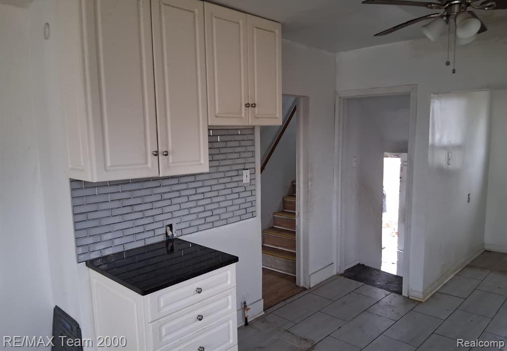 9925 Bishop Street Property Photo 12