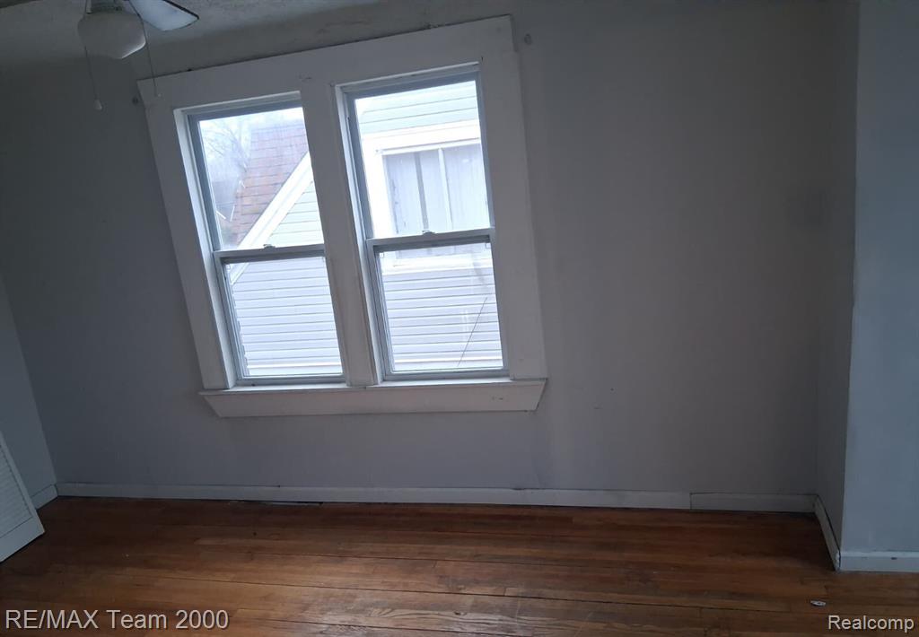 9925 Bishop Street Property Photo 16