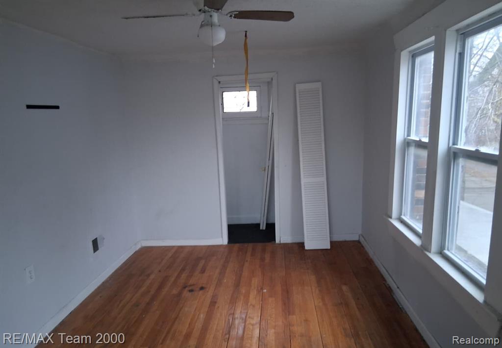9925 Bishop Street Property Photo 19
