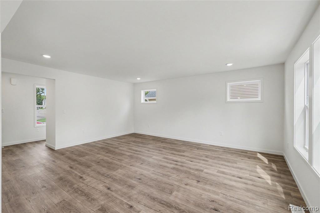 2110 Stillwater Drive Property Photo 2