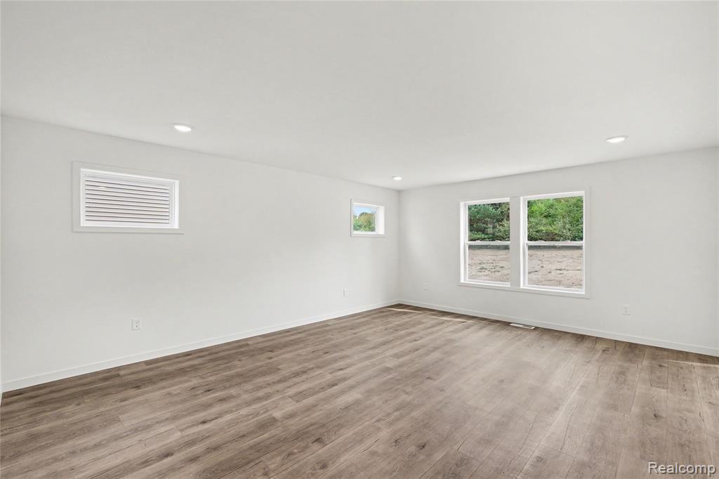 2110 Stillwater Drive Property Photo 4