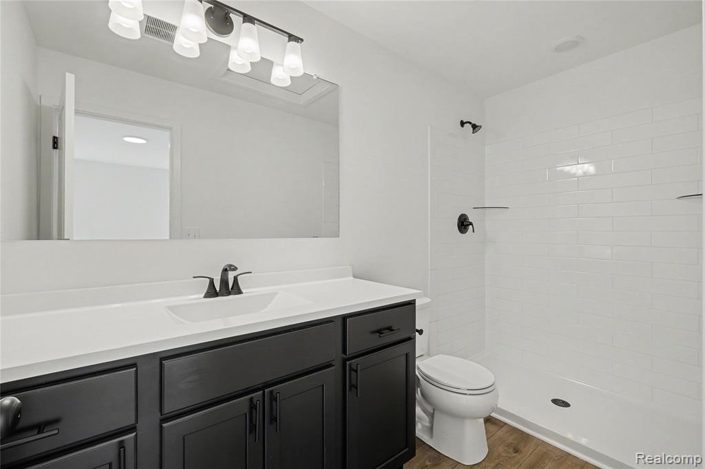 2110 Stillwater Drive Property Photo 12