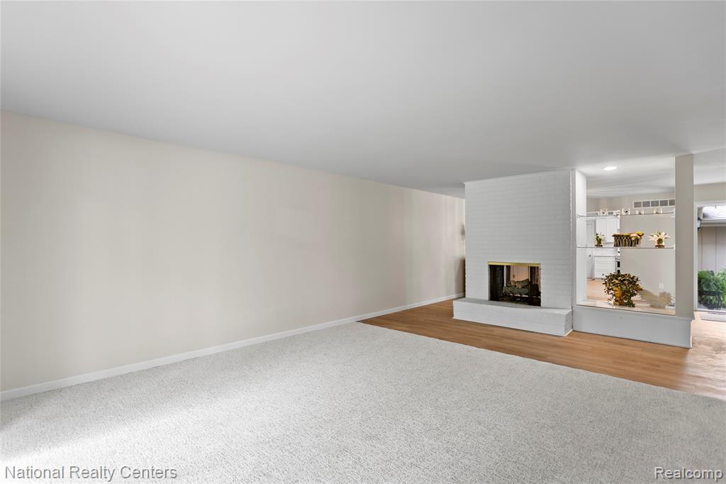 7103 Pebble Park Drive Property Photo 16