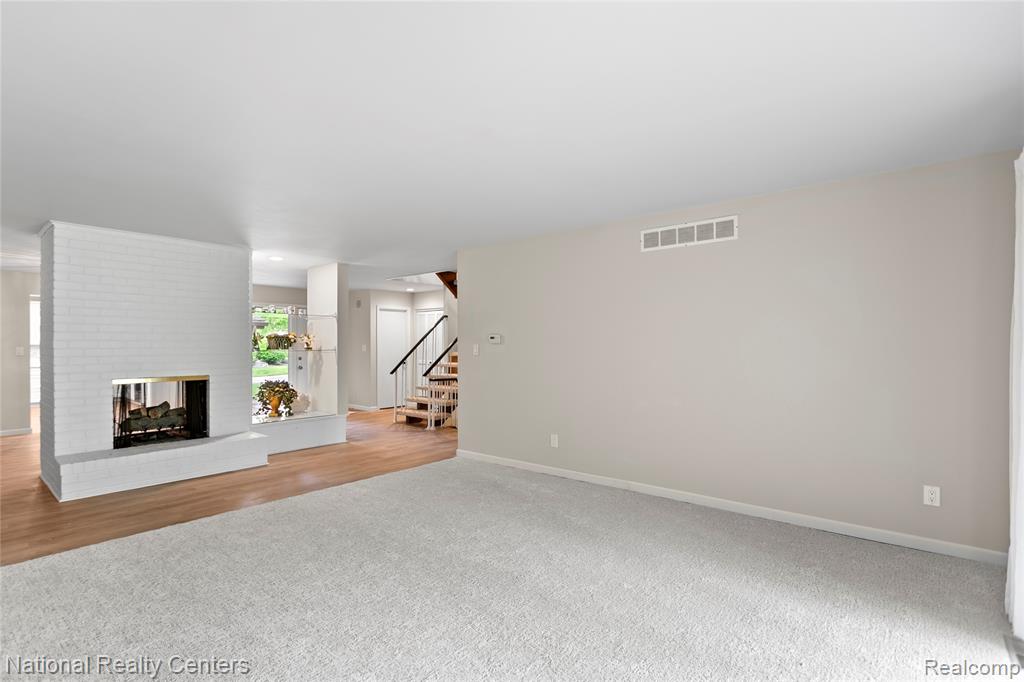 7103 Pebble Park Drive Property Photo 17