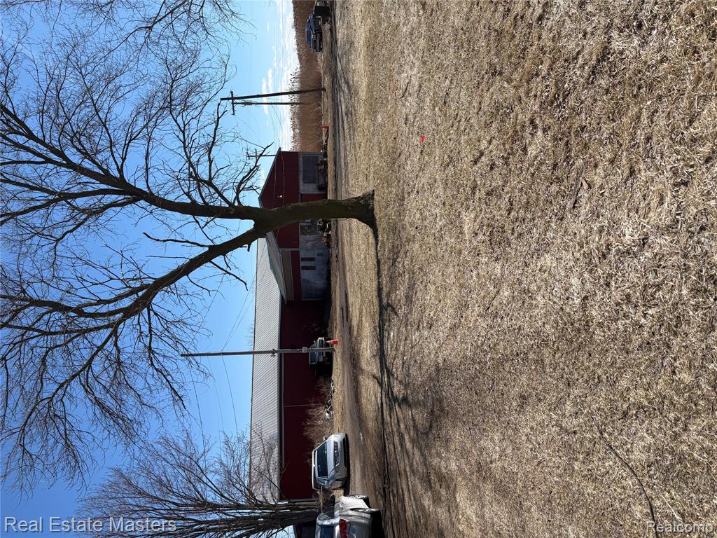 5230 State Road Property Photo 2