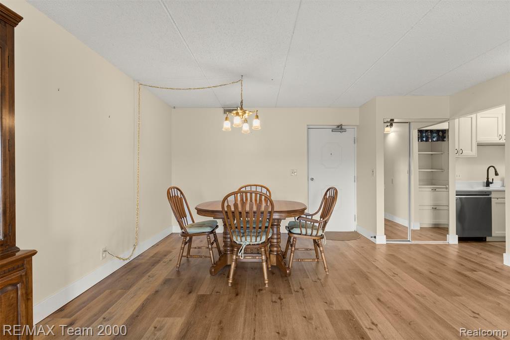 21800 Morley Avenue Property Photo 4