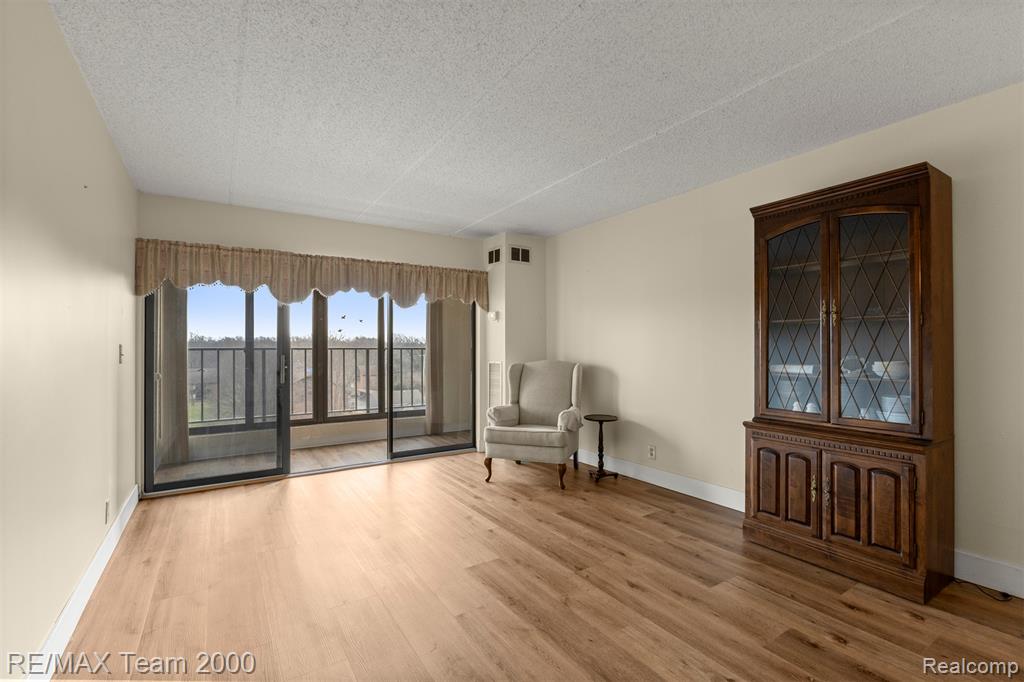 21800 Morley Avenue Property Photo 7