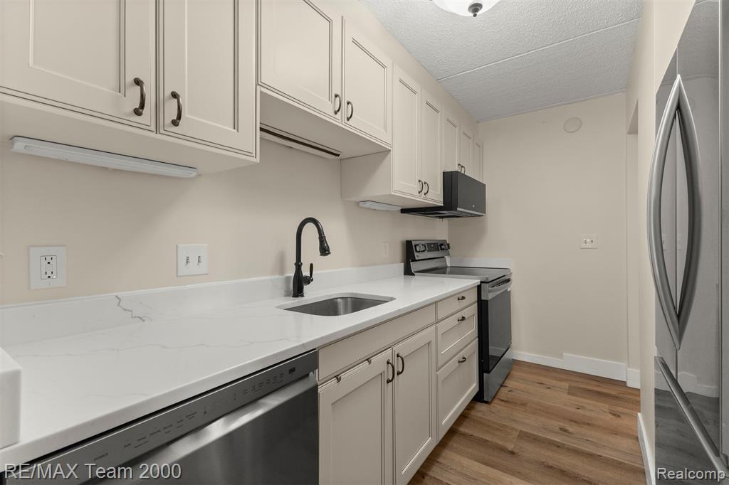 21800 Morley Avenue Property Photo 10