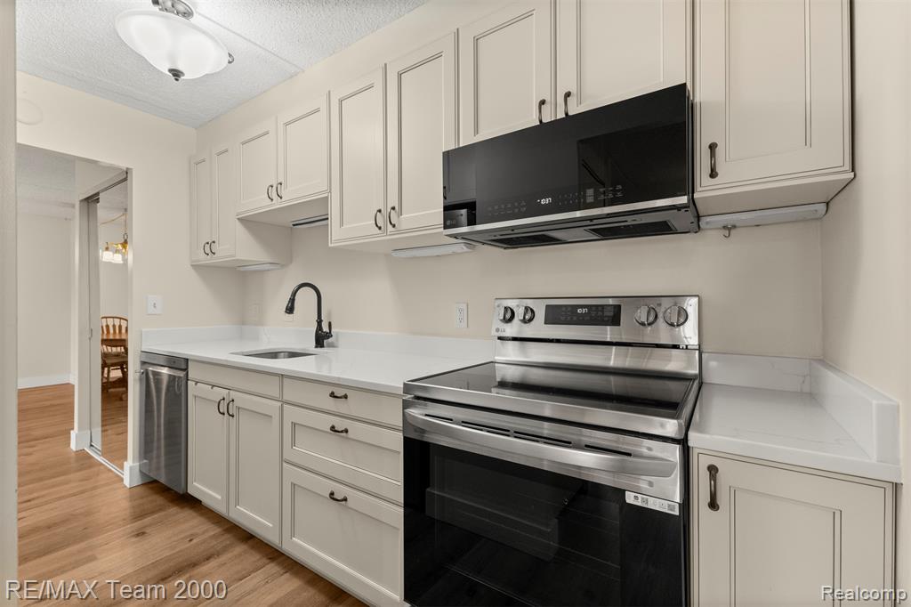 21800 Morley Avenue Property Photo 13