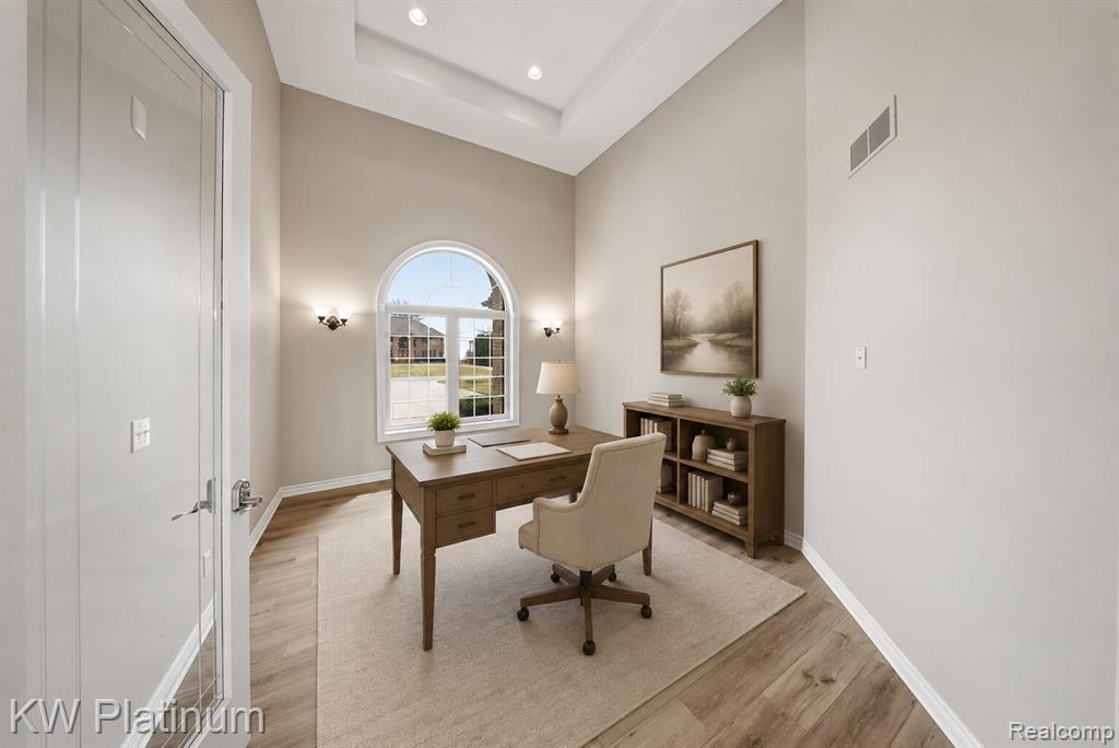 48877 Point Lakeview Drive Property Photo 8