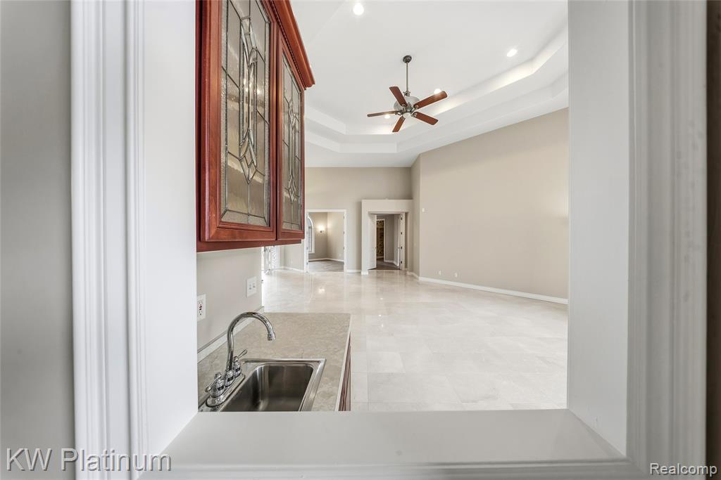 48877 Point Lakeview Drive Property Photo 31