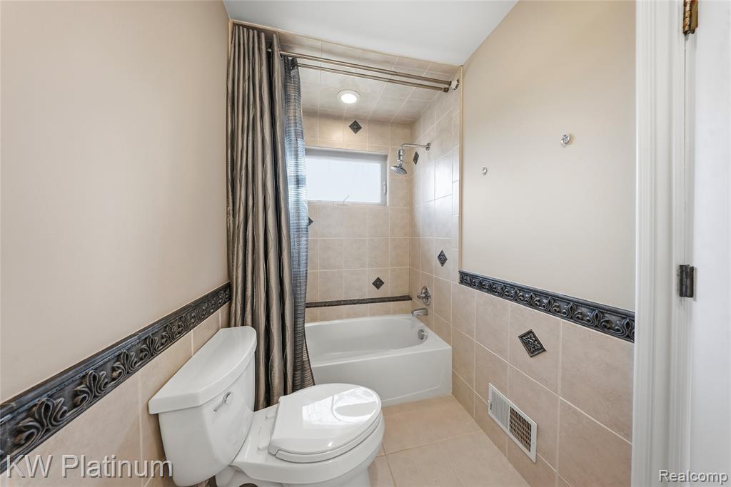48877 Point Lakeview Drive Property Photo 45