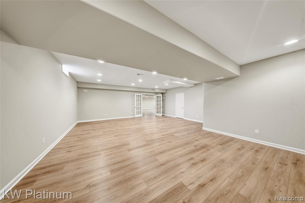 48877 Point Lakeview Drive Property Photo 59