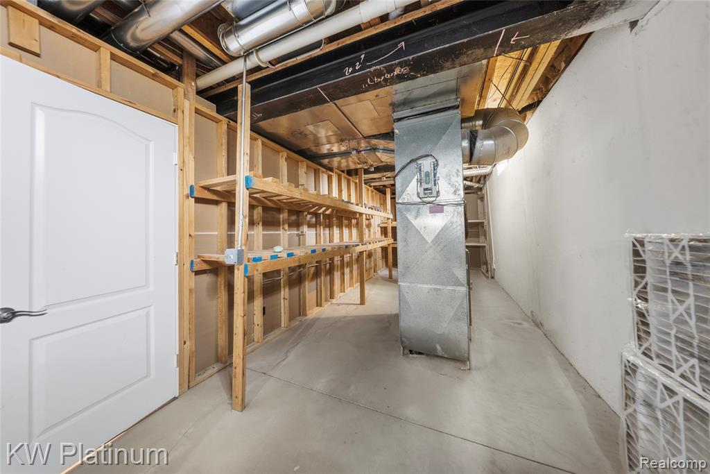 48877 Point Lakeview Drive Property Photo 60