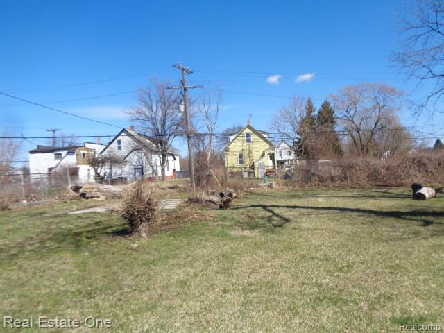 5468 Holcomb Street Property Photo 5