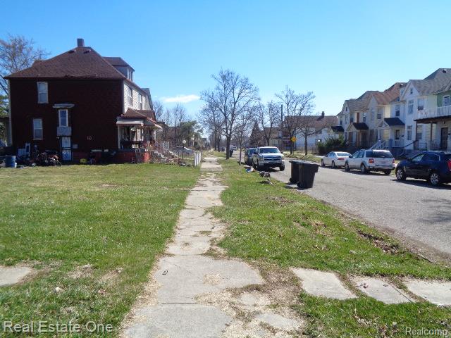 5468 Holcomb Street Property Photo 32