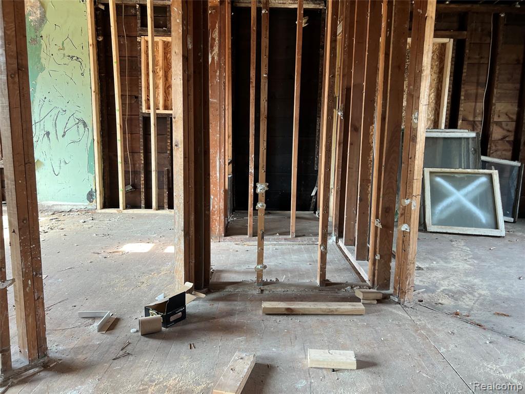 1452 W Euclid Street Property Photo 6