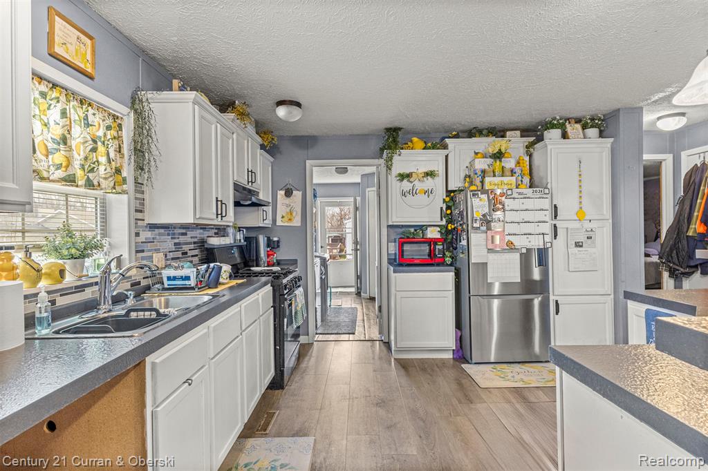 24702 Manchester Property Photo 10