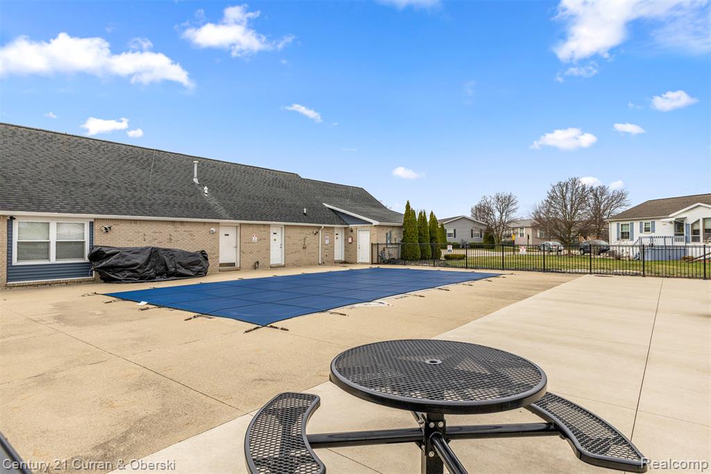 24702 Manchester Property Photo 38