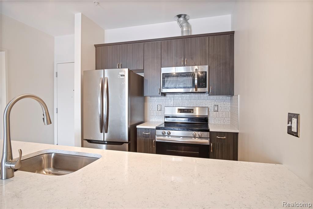 503 Horton Street Property Photo 8