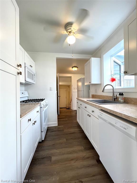 7531 N Inkster Road Property Photo 14